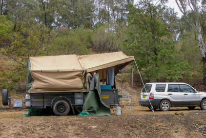 Lake Mookerawa near Burrendong Dam wetting the canvas ....