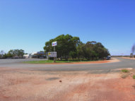 Marla Roadhouse on Sturt Hwy